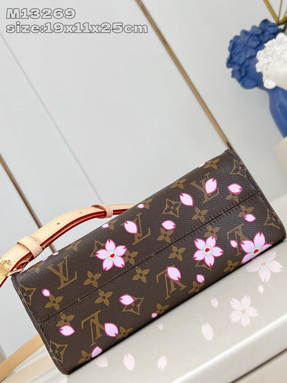【ルイヴィトン】可愛すぎる♡村上隆コラボ 桜TM オンザゴーPM バッグM13269